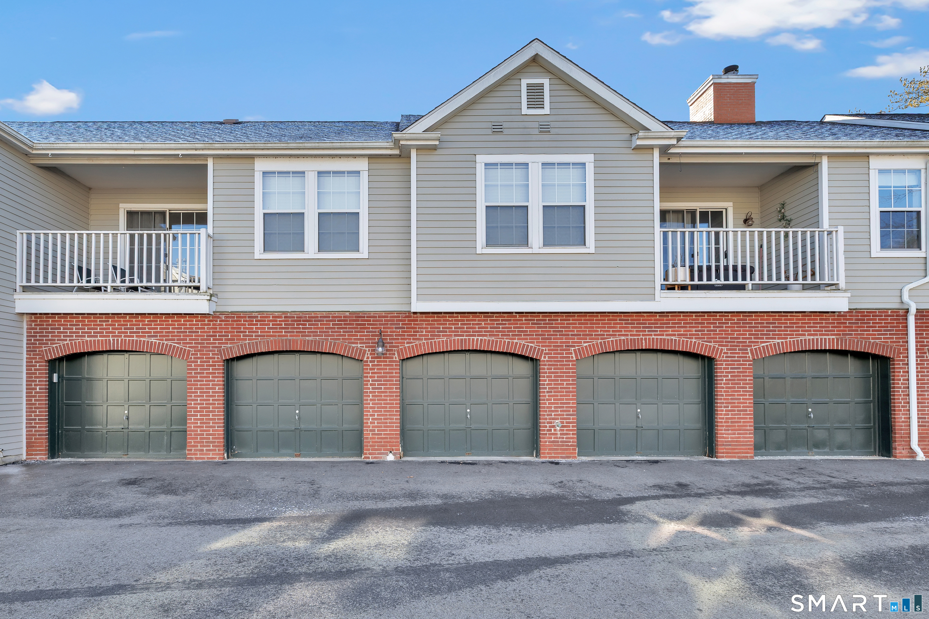 201 Mayfield Drive Trumbull CT 06611
