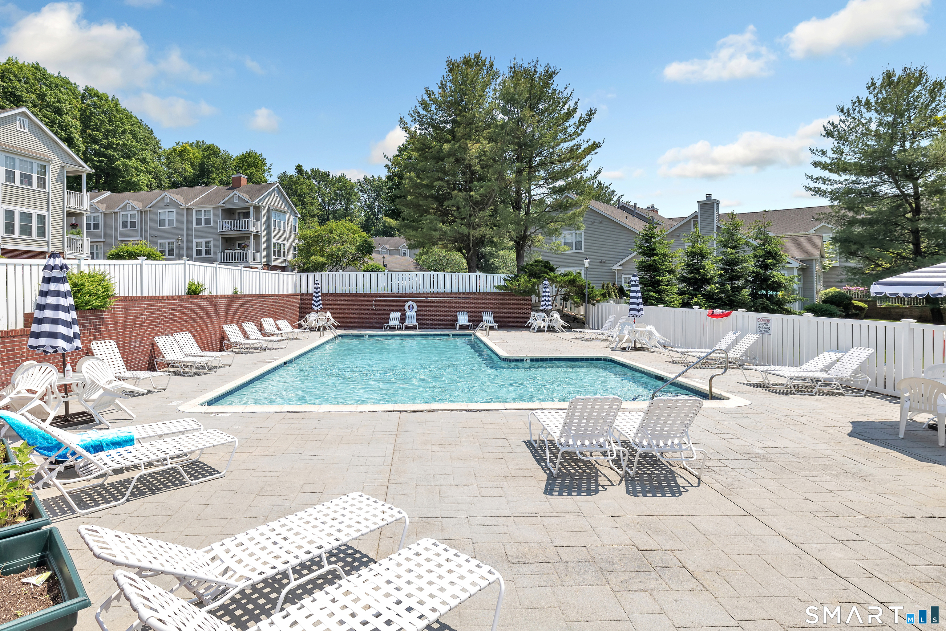 201 Mayfield Drive Trumbull CT 06611