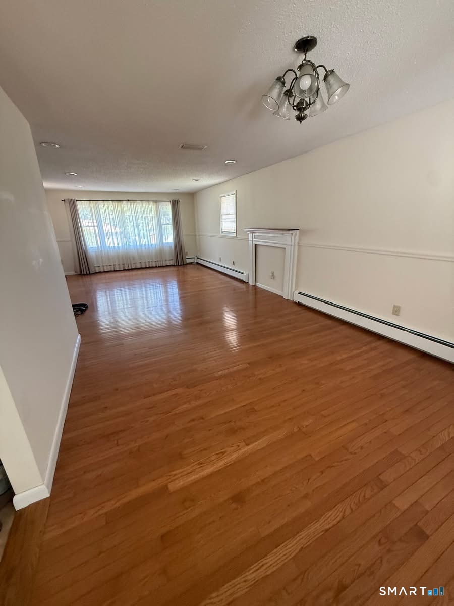 21 Cheryl Drive Waterbury CT 06708