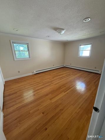 21 Cheryl Drive Waterbury CT 06708