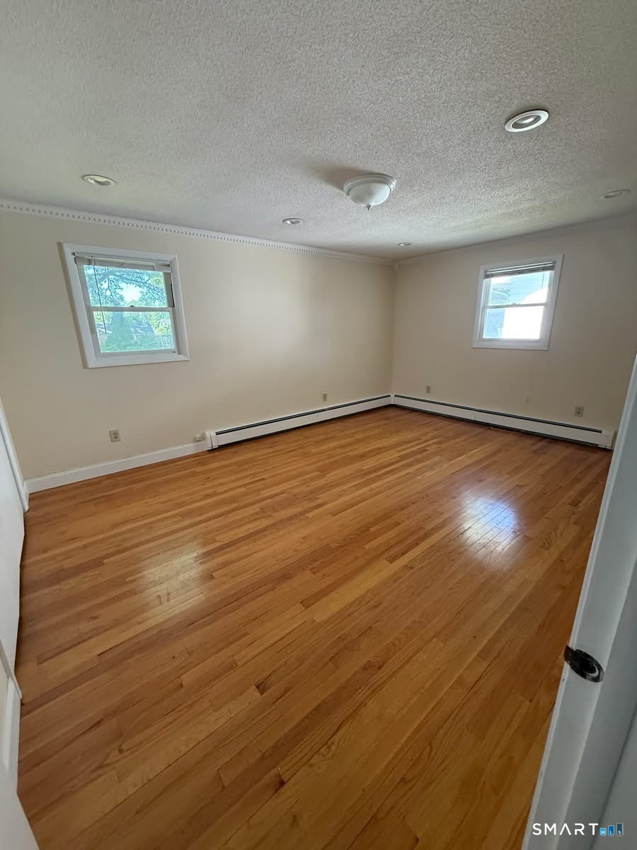 21 Cheryl Drive Waterbury CT 06708