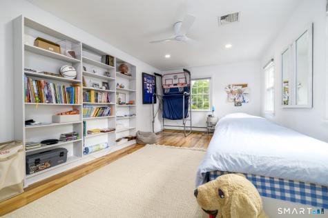 44 Newfield Court Stamford CT 06905