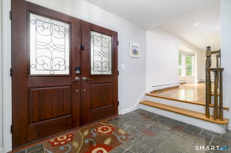 44 Newfield Court Stamford CT 06905