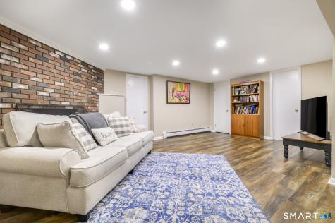 44 Newfield Court Stamford CT 06905