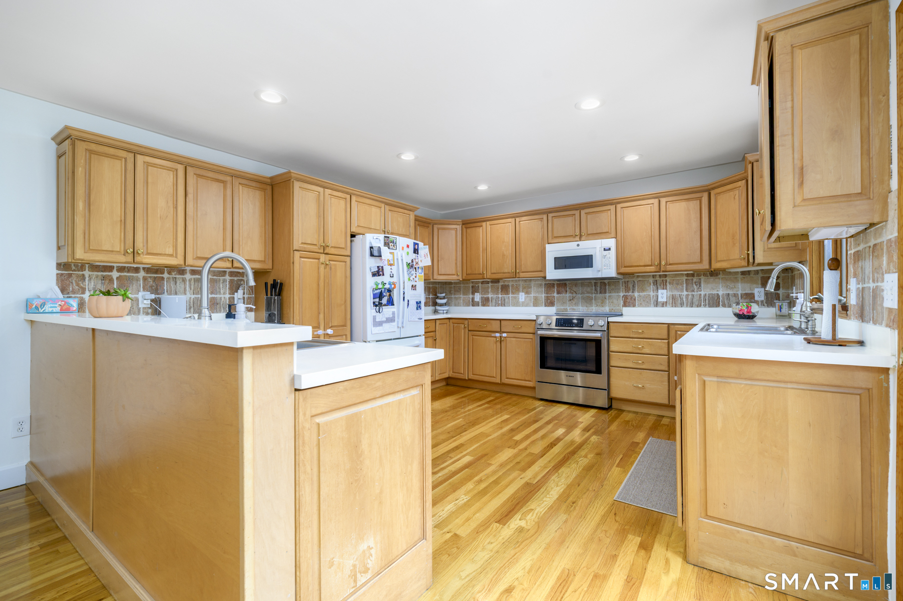 44 Newfield Court Stamford CT 06905
