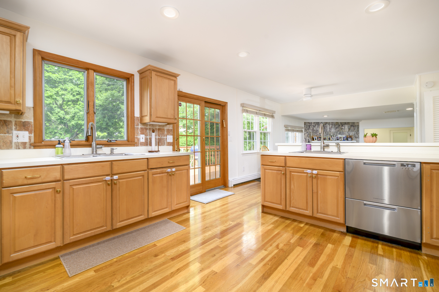 44 Newfield Court Stamford CT 06905