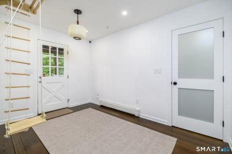 44 Newfield Court Stamford CT 06905