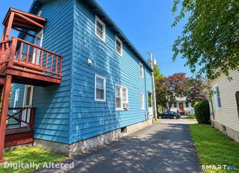 17 Manila Avenue Woodbridge CT 06525
