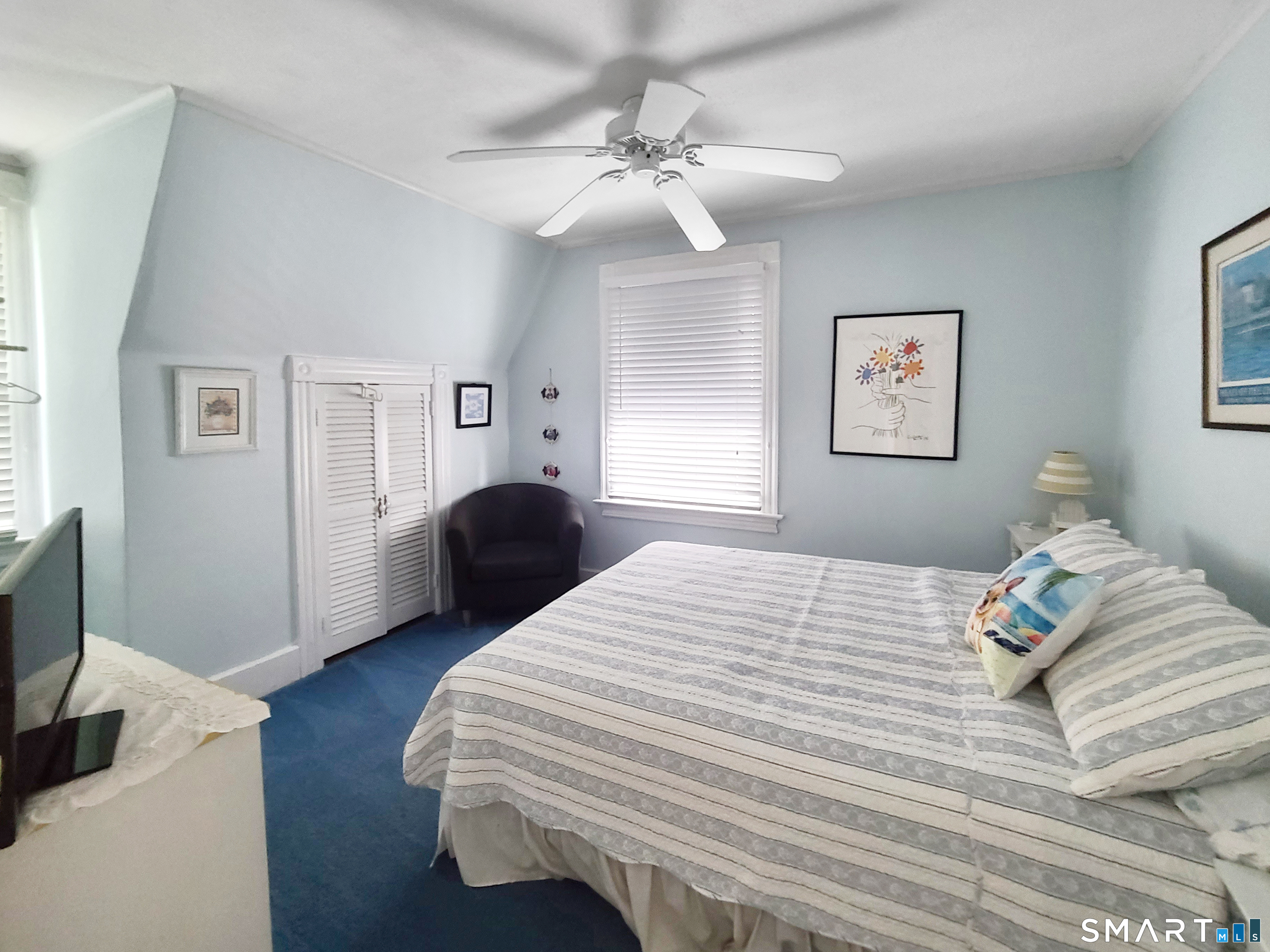 12 Elliott Avenue New London CT 06320