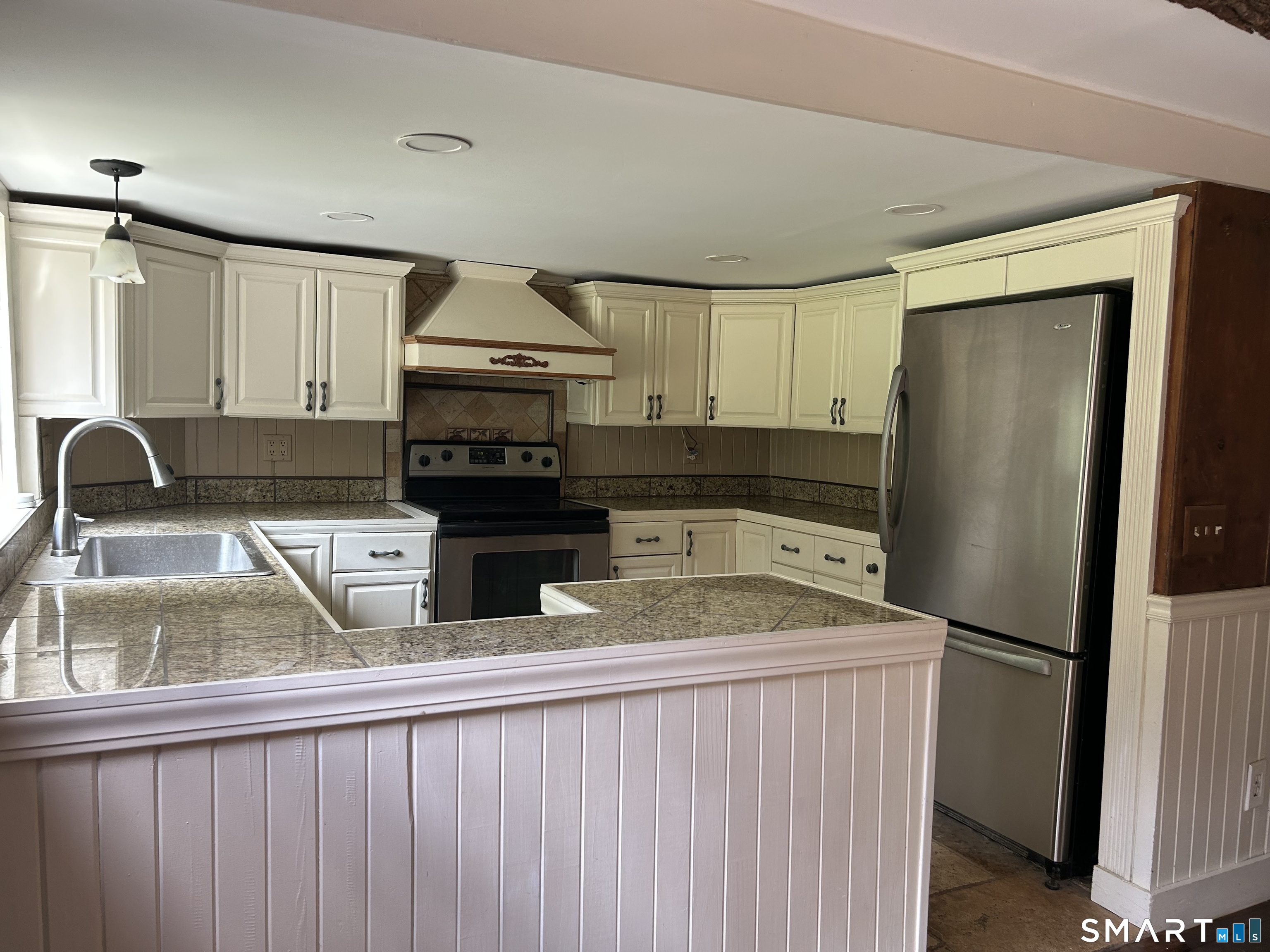 957 Palisado Avenue Windsor CT 06095