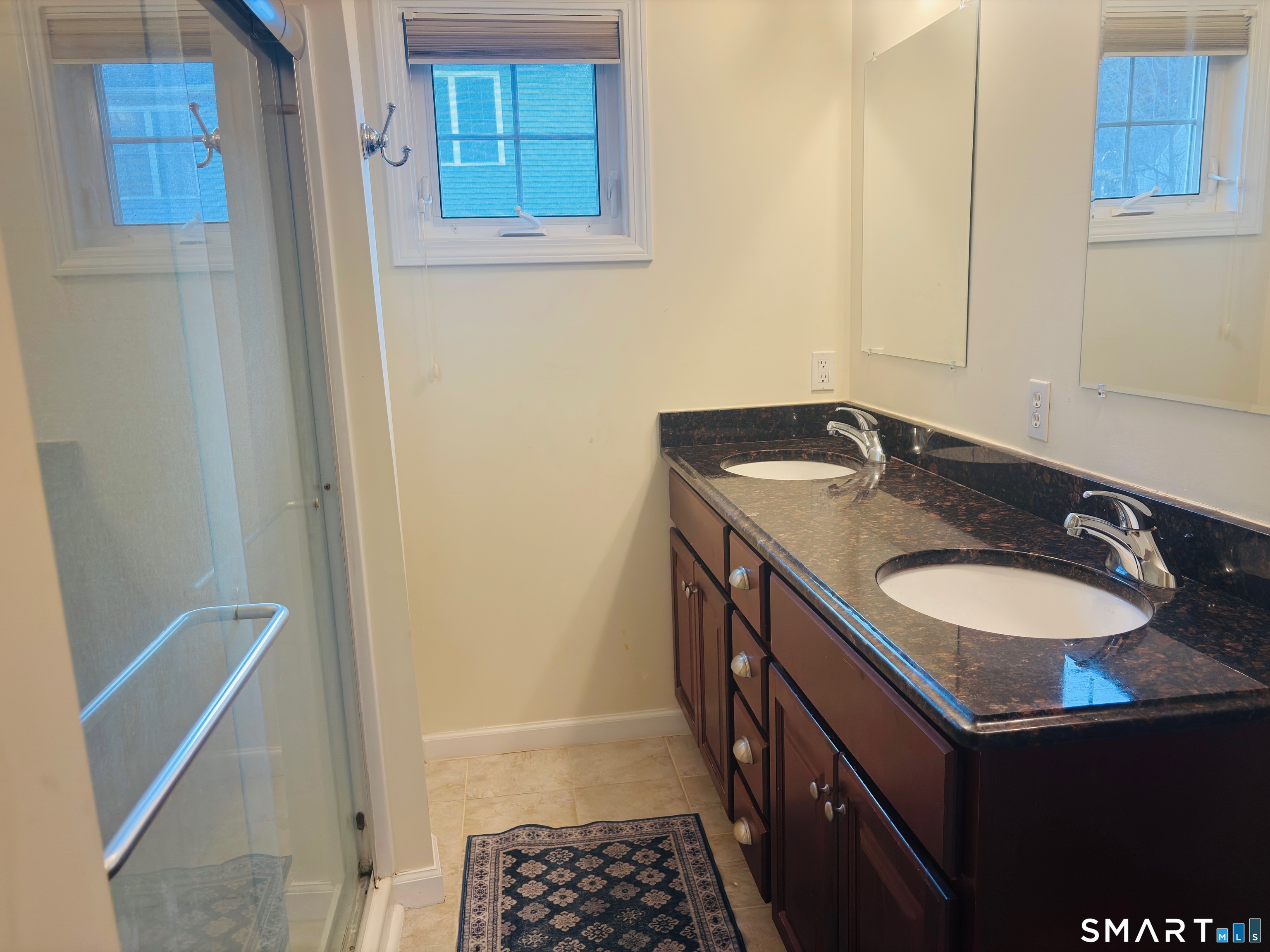 11 Old Oak Drive Brookfield CT 06804