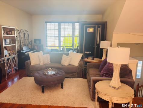 11 Old Oak Drive Brookfield CT 06804
