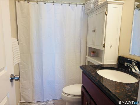 11 Old Oak Drive Brookfield CT 06804