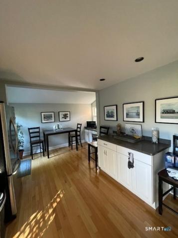 402 Riverside Drive Fairfield CT 06824