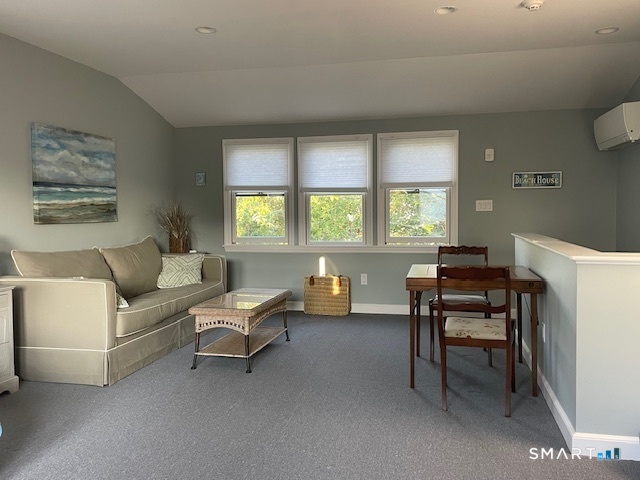 402 Riverside Drive Fairfield CT 06824