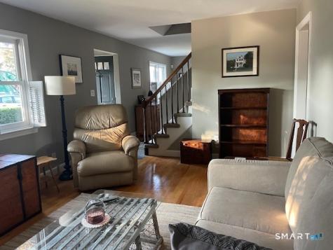 402 Riverside Drive Fairfield CT 06824