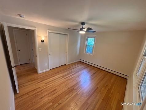 35 Pine Street Waterford CT 06385