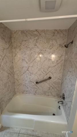 35 Pine Street Waterford CT 06385