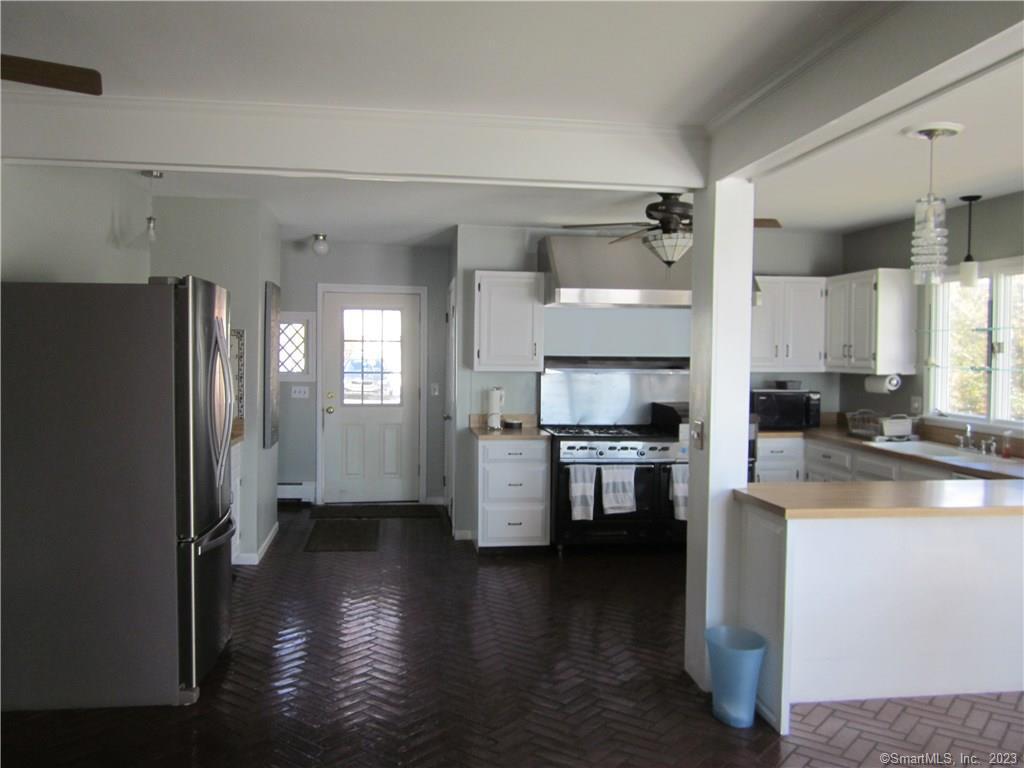 181 Kings Highway Milford CT 06460
