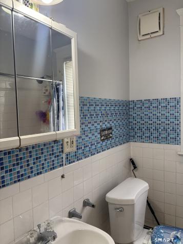 91 Lamson Street West Haven CT 06516