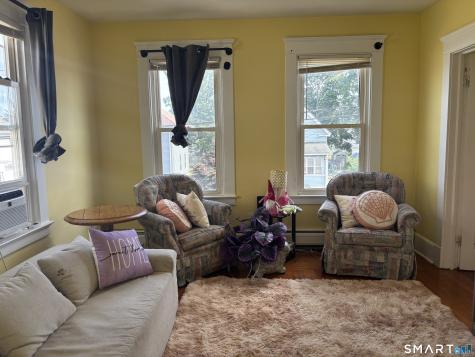 91 Lamson Street West Haven CT 06516