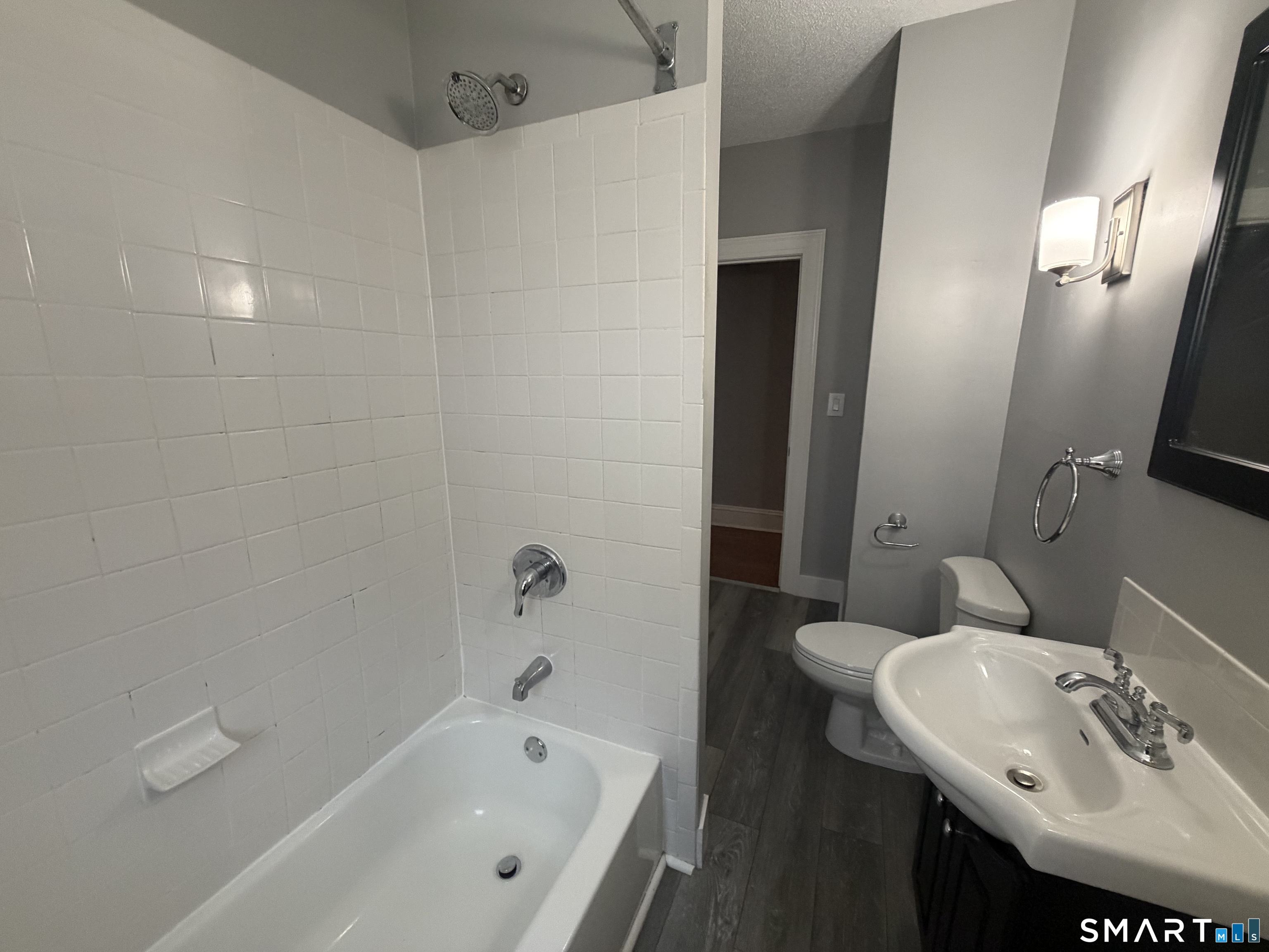 800 Farmington Avenue West Hartford CT 06119