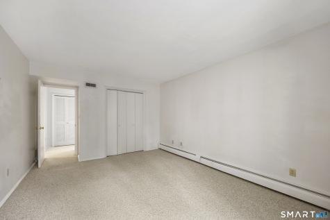 2 Earls Court Farmington CT 06032
