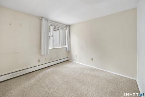 2 Earls Court Farmington CT 06032