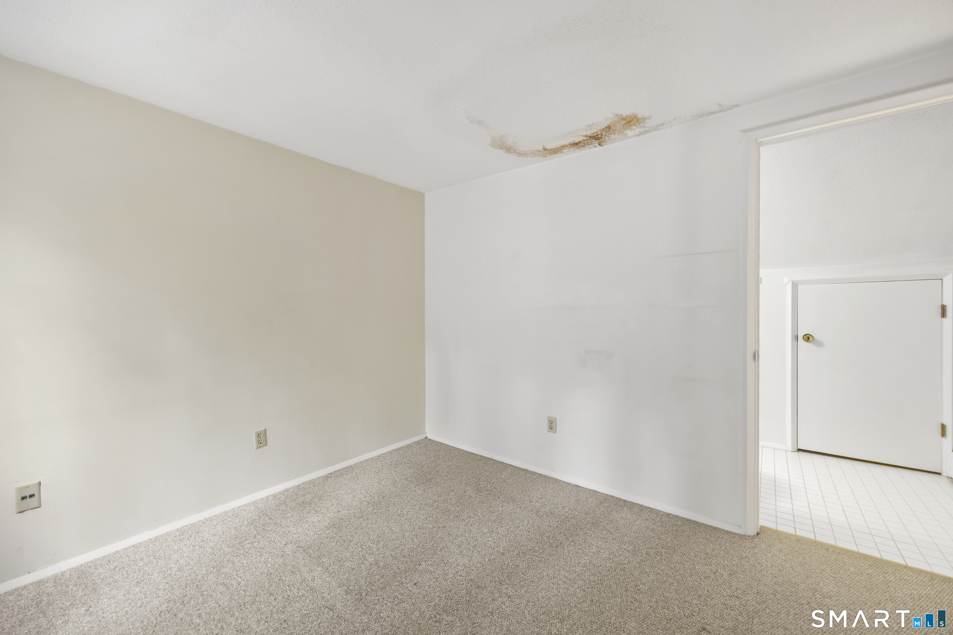 2 Earls Court Farmington CT 06032