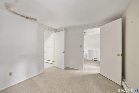 2 Earls Court Farmington CT 06032