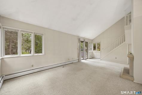 2 Earls Court Farmington CT 06032