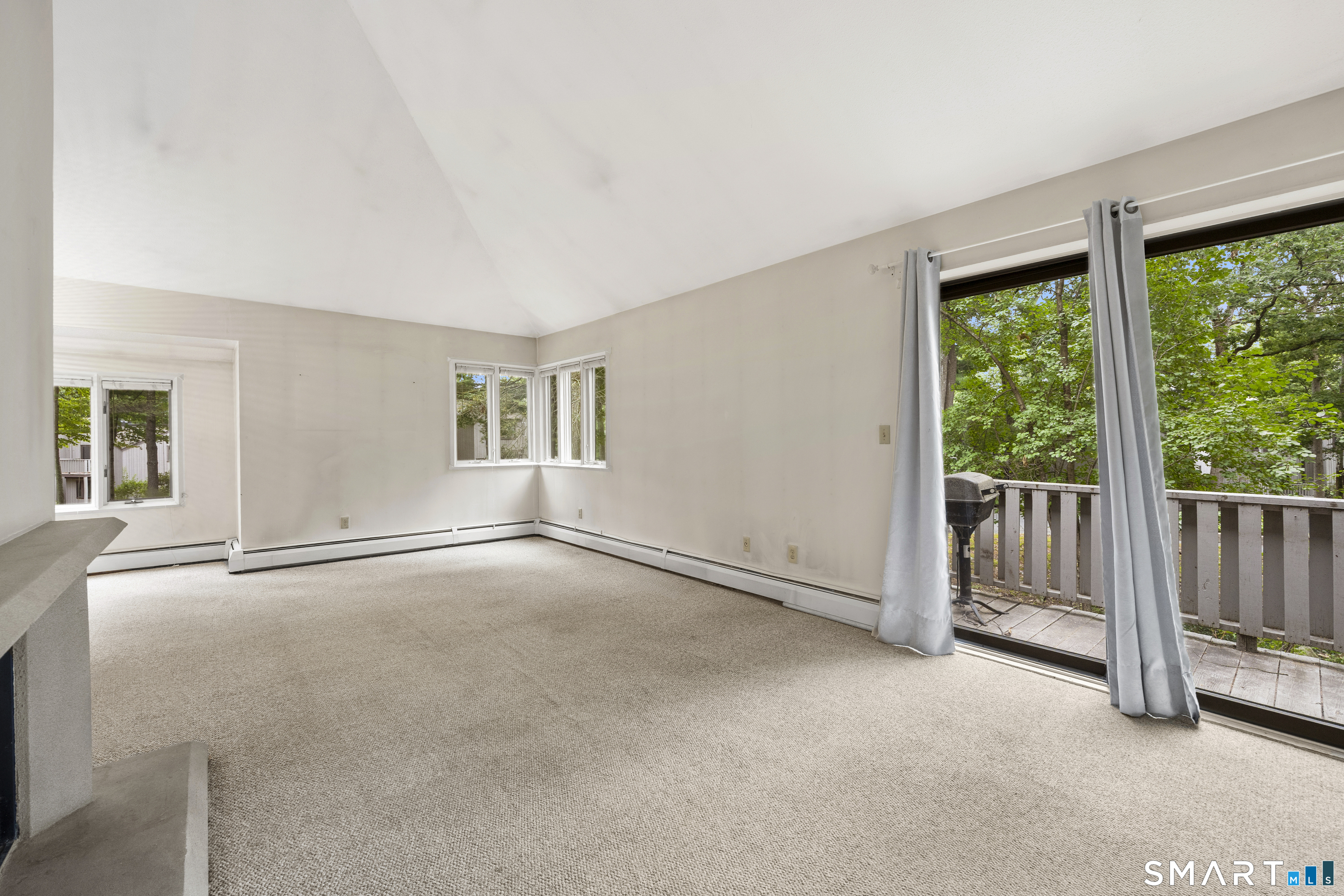 2 Earls Court Farmington CT 06032