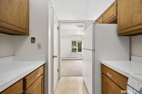 2 Earls Court Farmington CT 06032