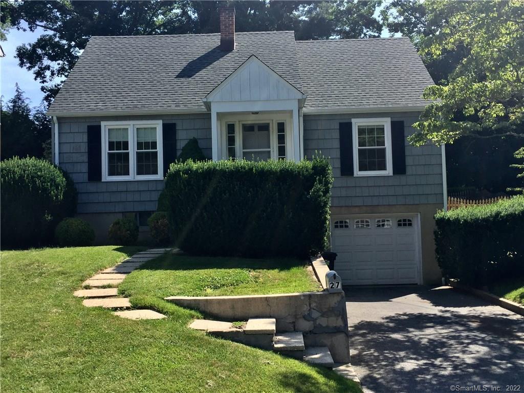 27 Hunt Terrace Greenwich CT 06831