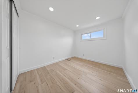 207 Hillcrest Road Bridgeport CT 06606