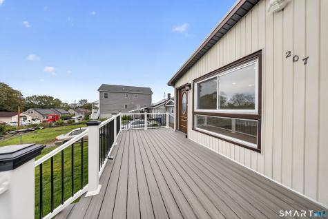207 Hillcrest Road Bridgeport CT 06606