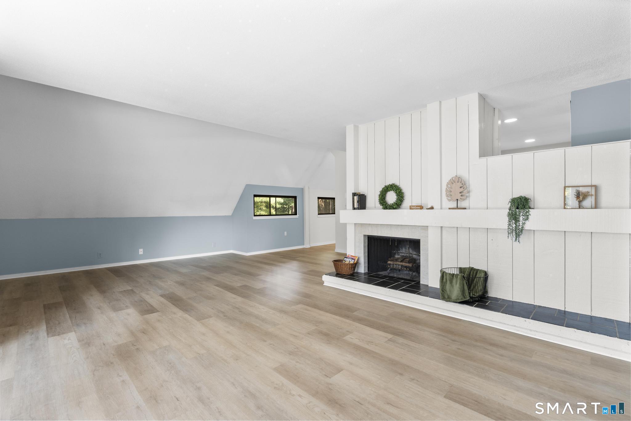 43 Great Meadow Lane Farmington CT 06001