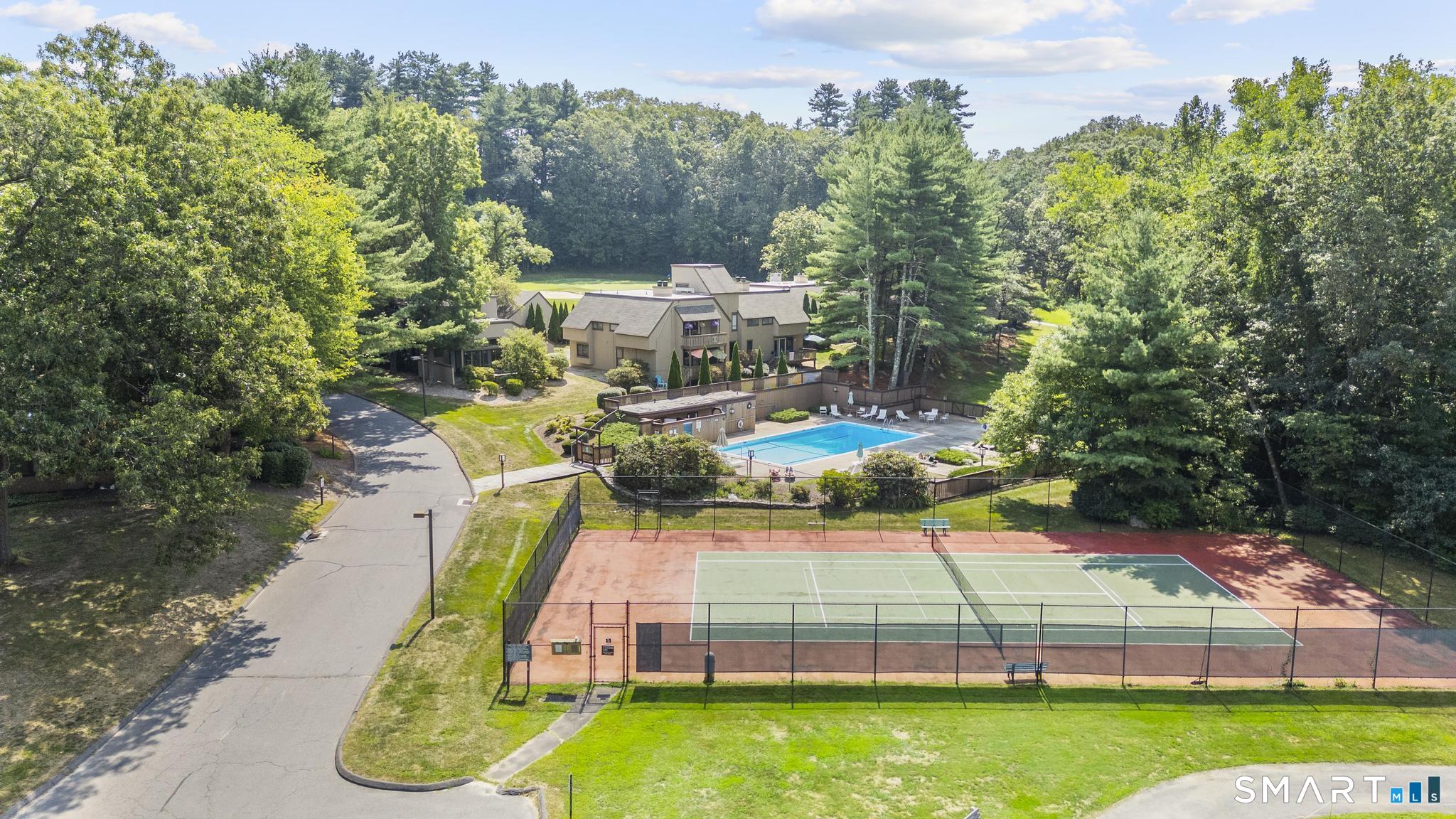 43 Great Meadow Lane Farmington CT 06001