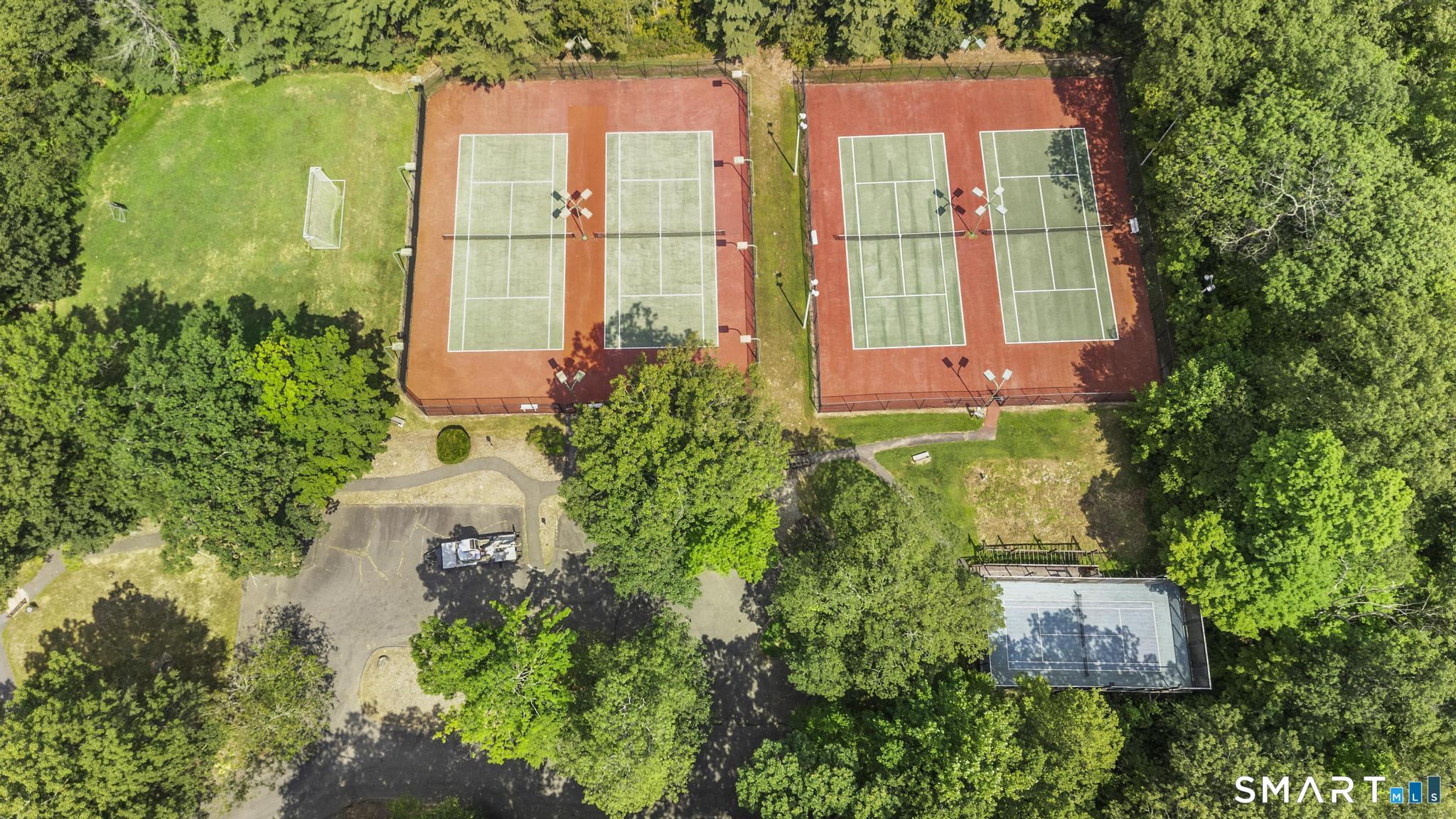 43 Great Meadow Lane Farmington CT 06001