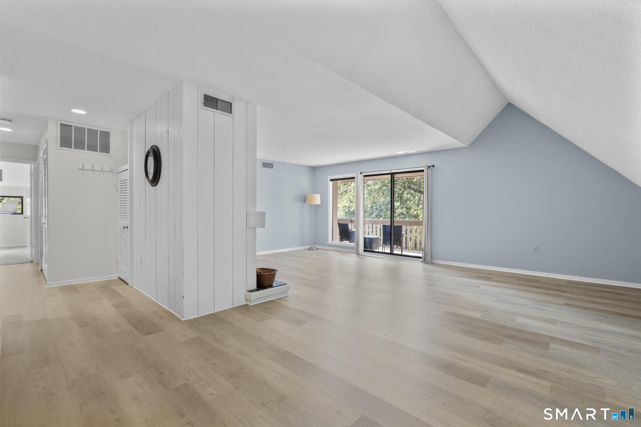 43 Great Meadow Lane Farmington CT 06001