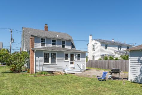 27 Ridgewood Avenue Madison CT 06443