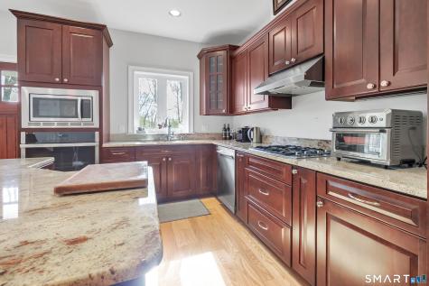 2 Murphys Lane Shelton CT 06484