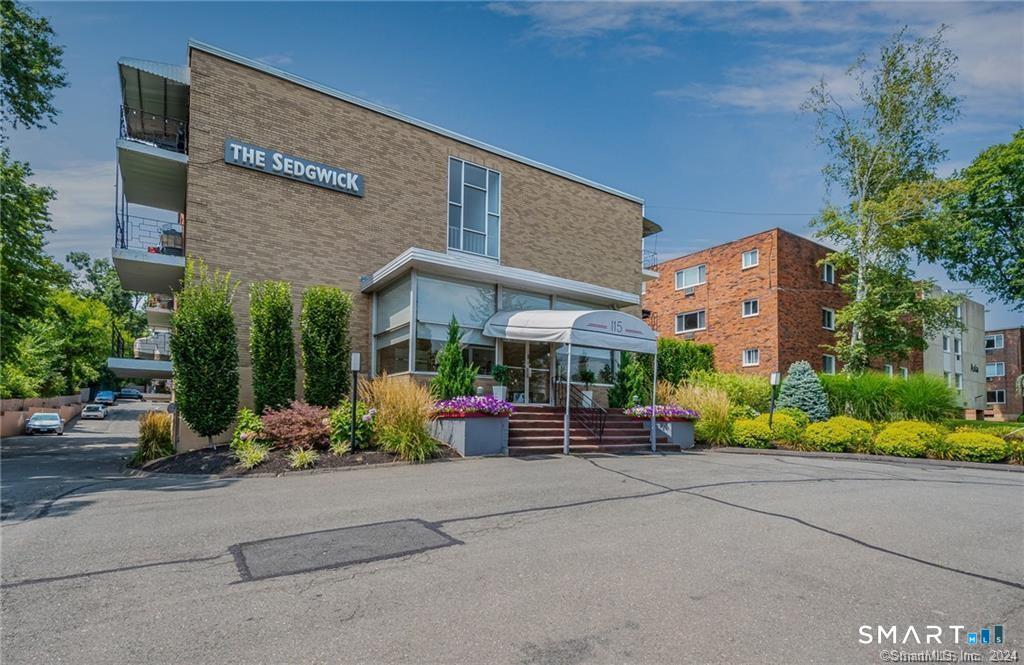 115 South Main Street West Hartford CT 06107
