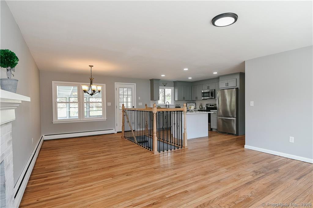 10 North Cobblers Court East Lyme CT 06357