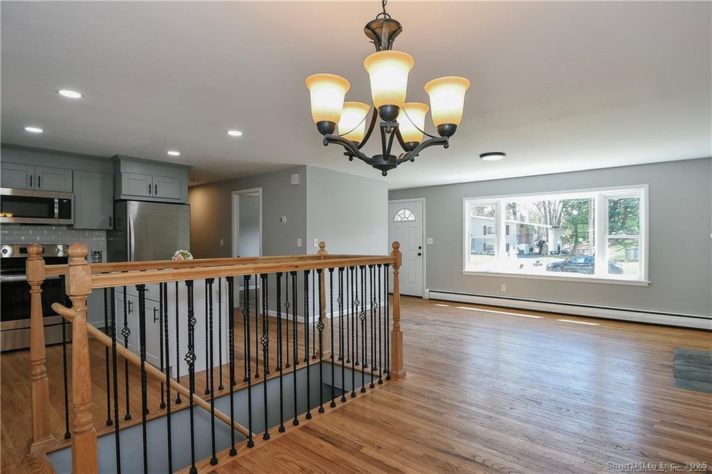 10 North Cobblers Court East Lyme CT 06357