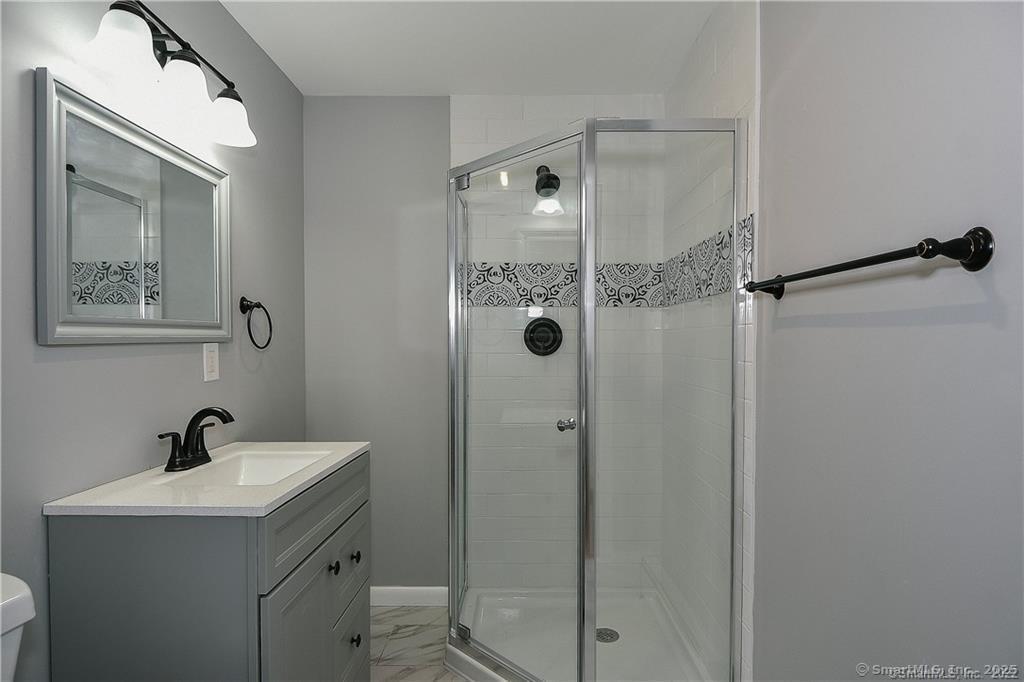 10 North Cobblers Court East Lyme CT 06357