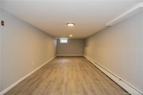 10 North Cobblers Court East Lyme CT 06357