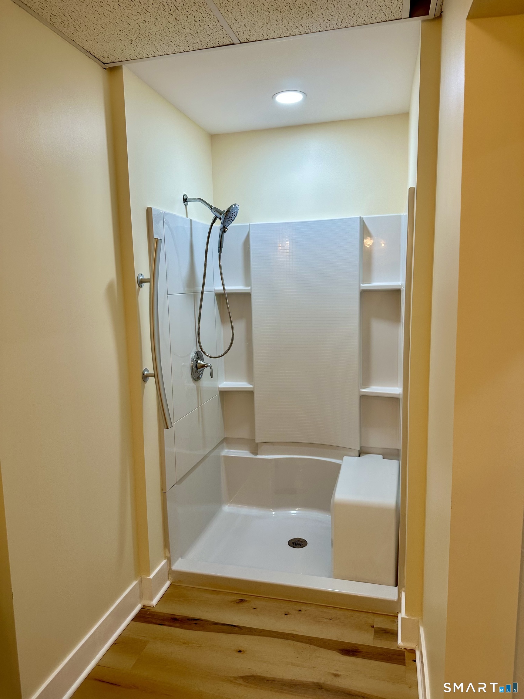 3848 Whitney Avenue Hamden CT 06518
