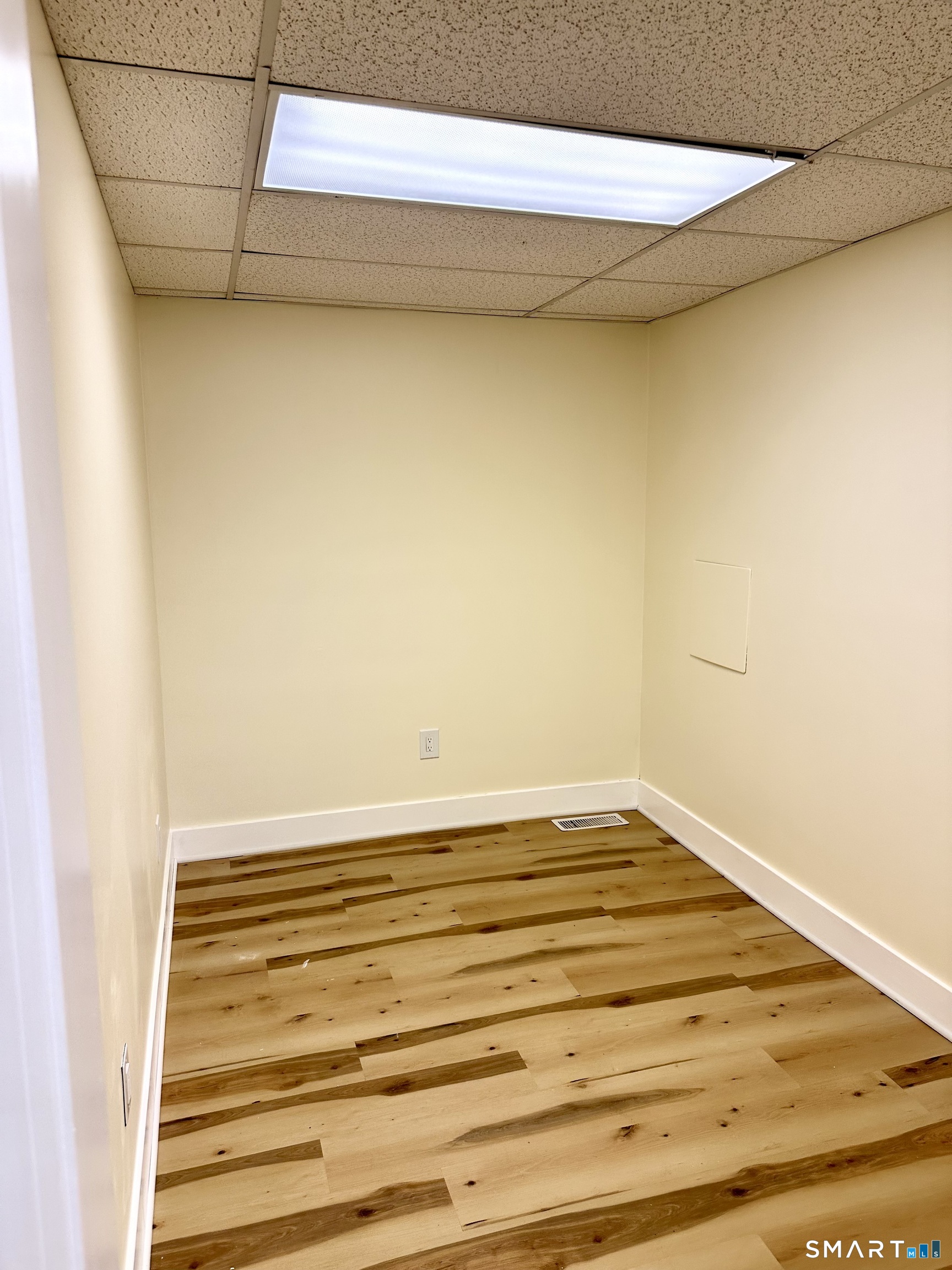 3848 Whitney Avenue Hamden CT 06518