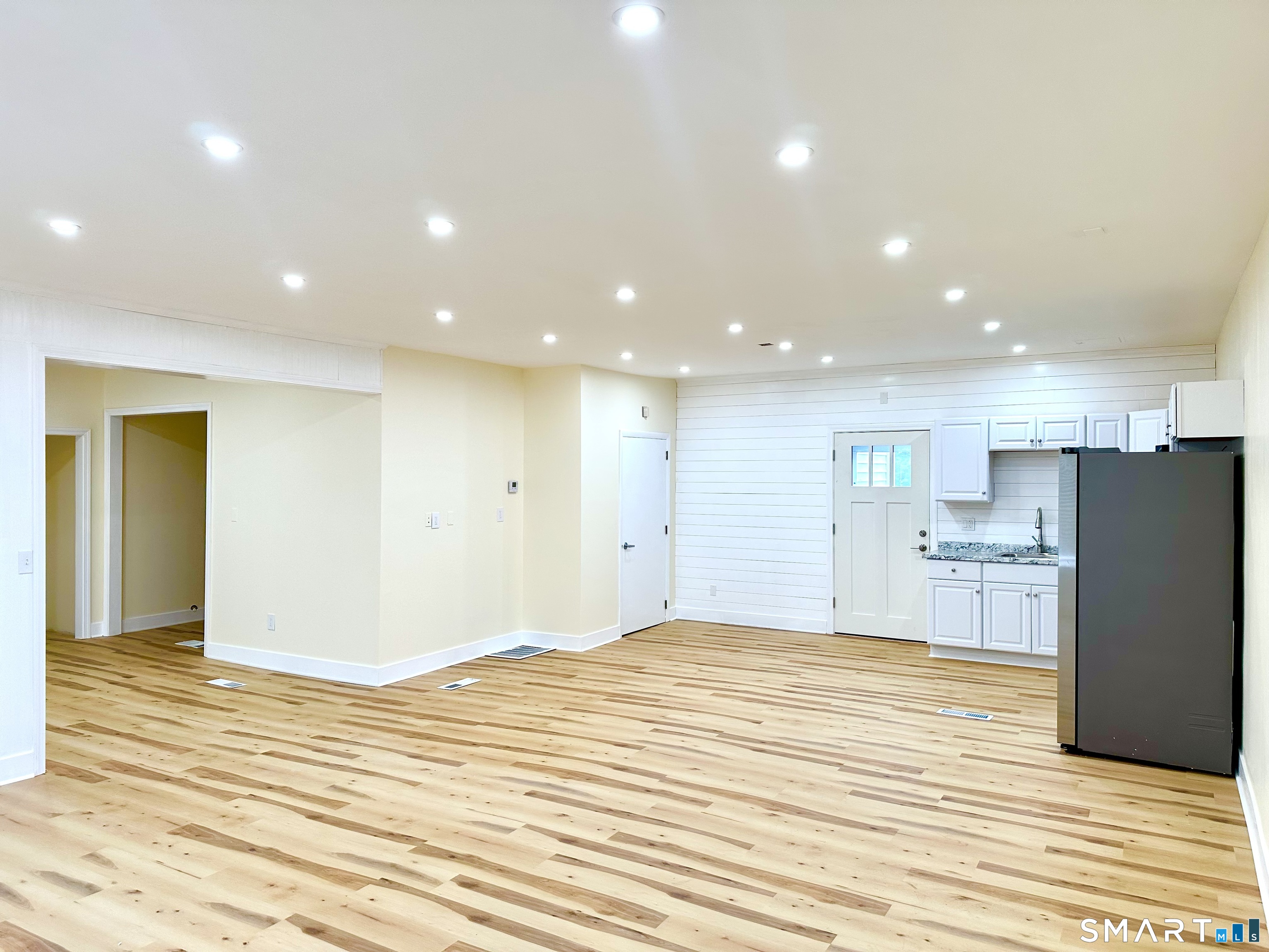 3848 Whitney Avenue Hamden CT 06518